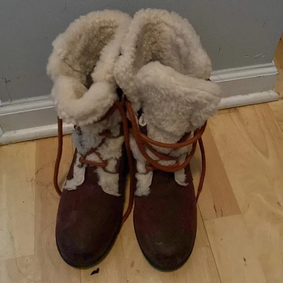 Sorel Shoes Gently Used Sorel Joan Of Arctic Wedge Iii Lace - Main Image